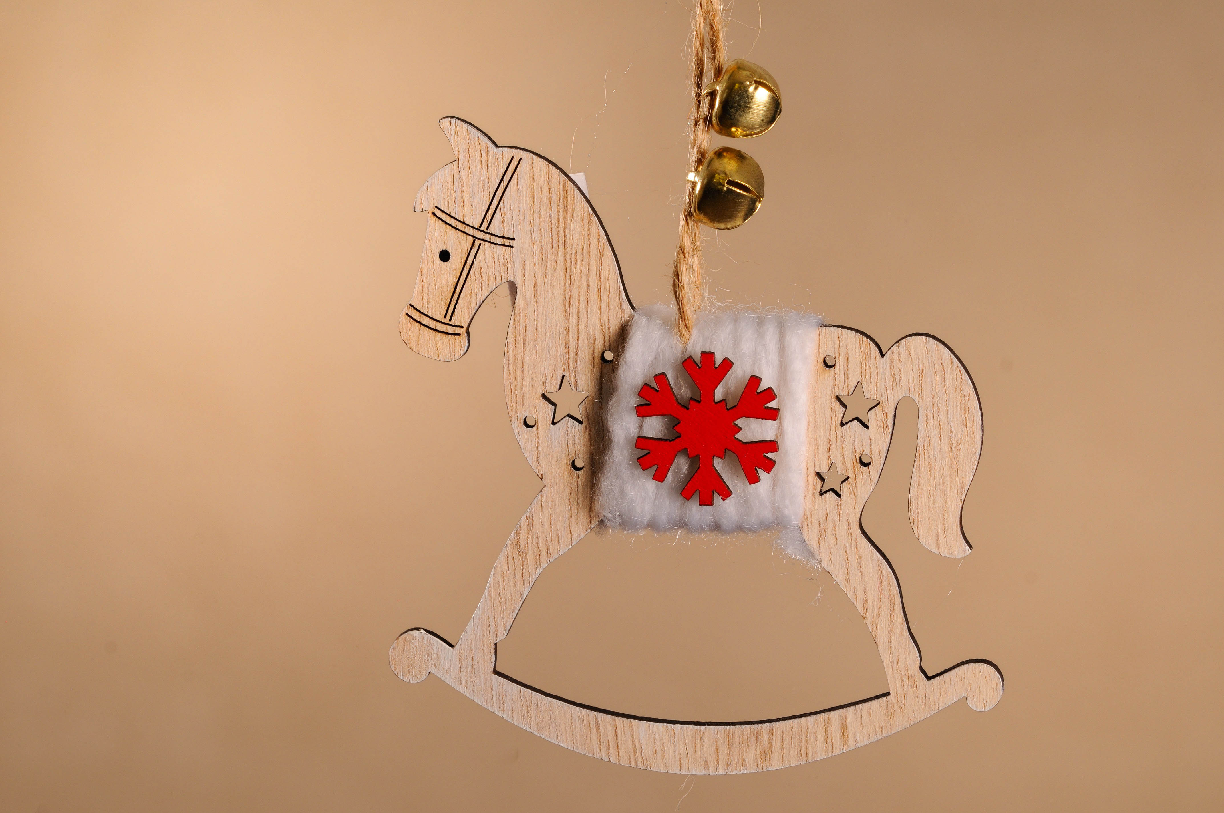 Vánoční houpací koník je krásná vánoční ozdoba od Paramit